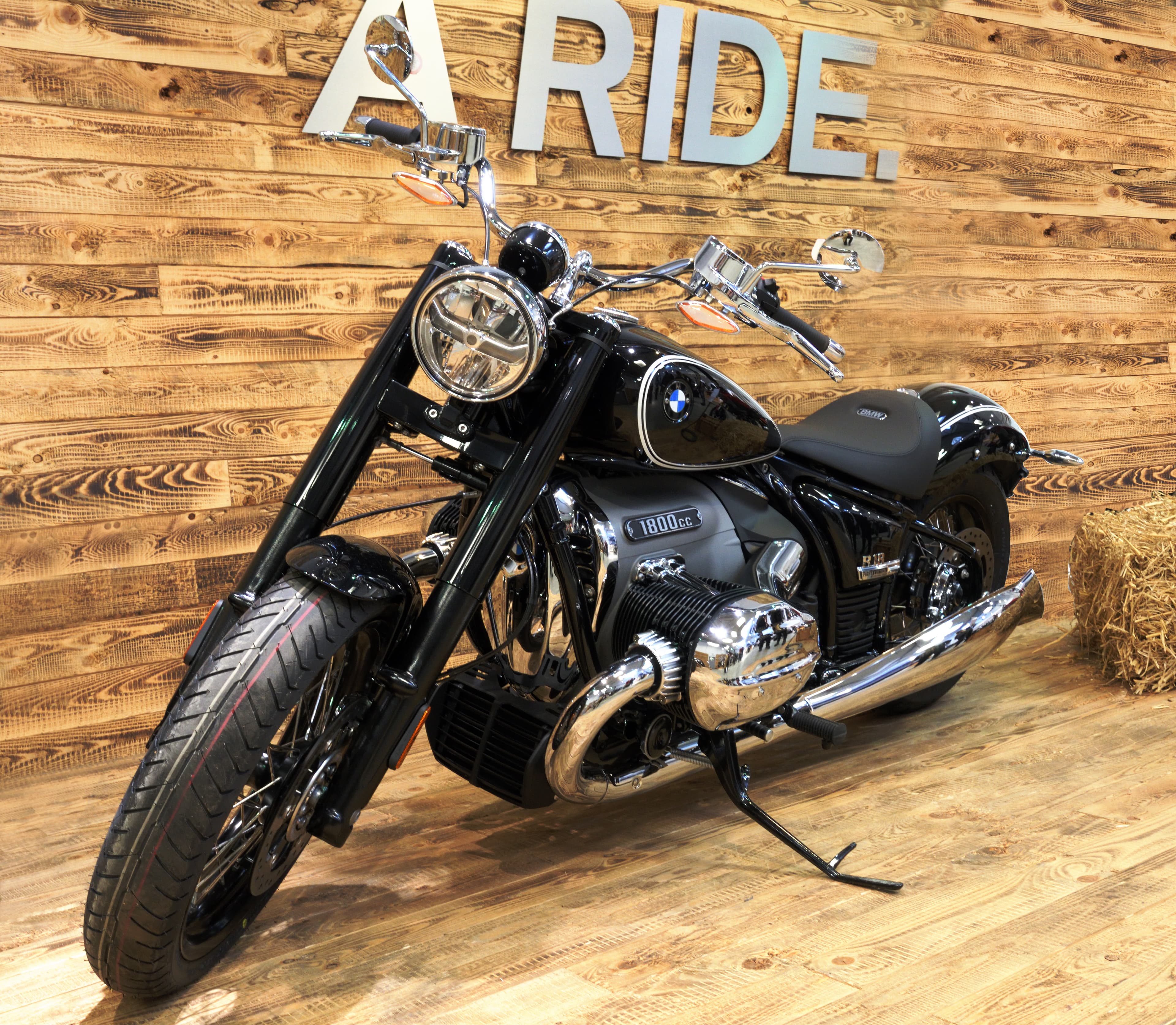 BMW R 18 görseli